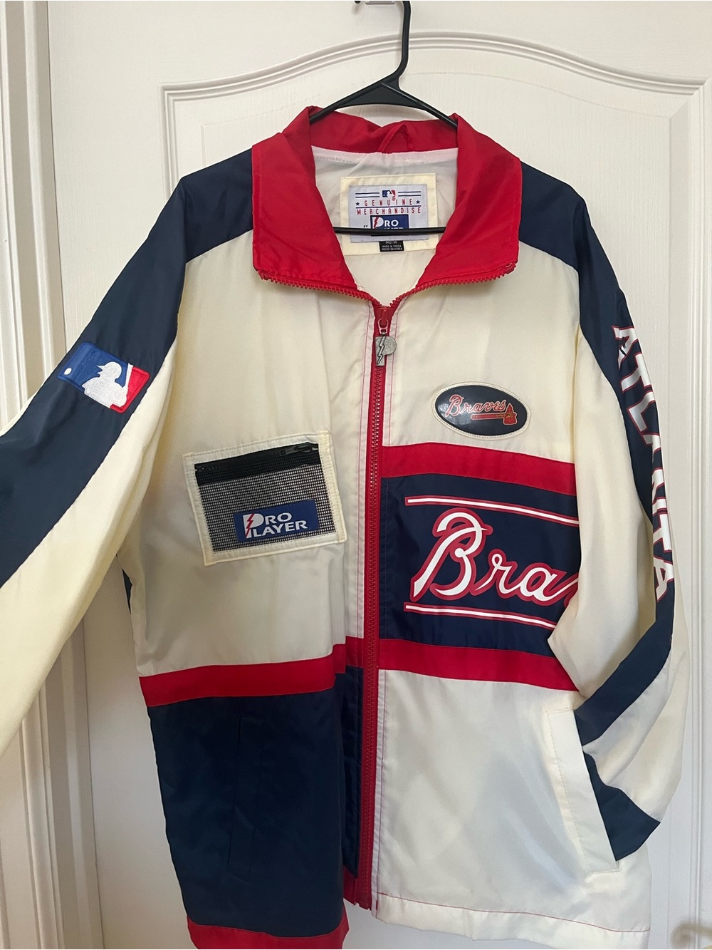 New Pro Player Braves Colorblock Jacket - Red Navy Cream